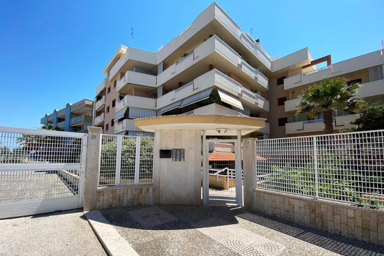 La Rotonda - Casa Vacanze Джовинаццо Экстерьер фото